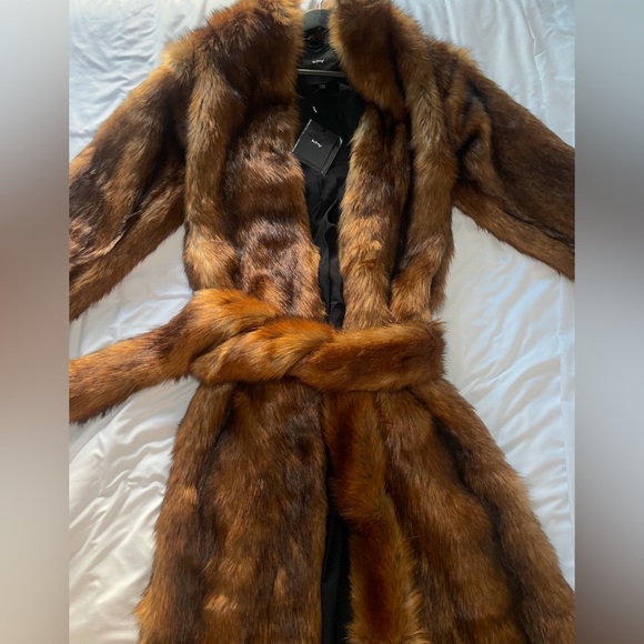 KHY Luxurious Brown Faux Fur Coat - Picture 8 of 12